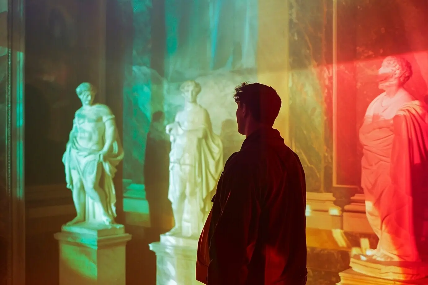 Die Schönheit der digitalen Kunst durch immersive Erlebnisse